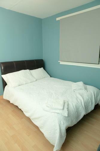 Stunning 2nd Floor 2 Bedroom Massionette Apartment