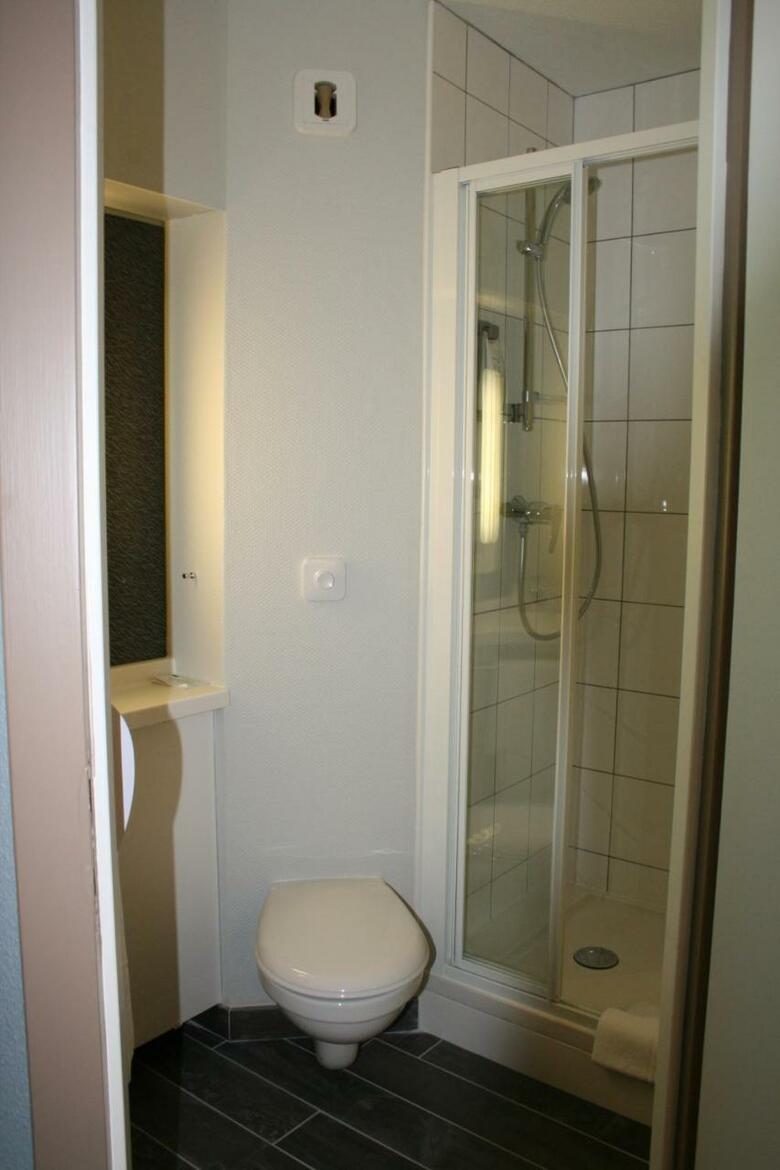 Hotel Ibis Budget Cherbourg - La Glacerie