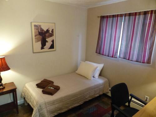 Bent Prop Inn & Hostel Of Alaska - Downtown