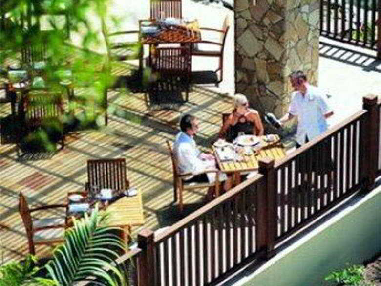 Hotel Pullman Palm Cove Sea Temple Resort & Spa