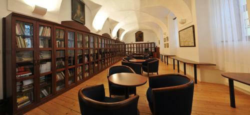 Hostal Mezin�rodn� Centrum Duchovn� Obnovy