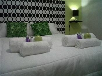Hotel Reyna Violeta