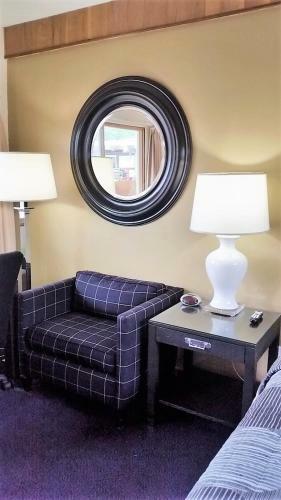 Hillcrest Motel