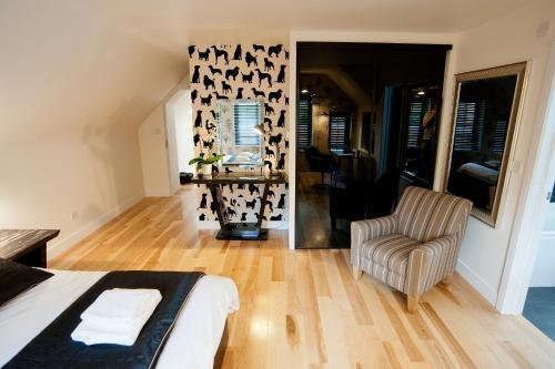 Bed & Breakfast Stay 2a