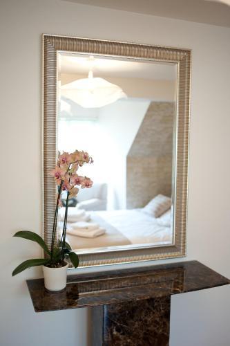 Bed & Breakfast Stay 2a