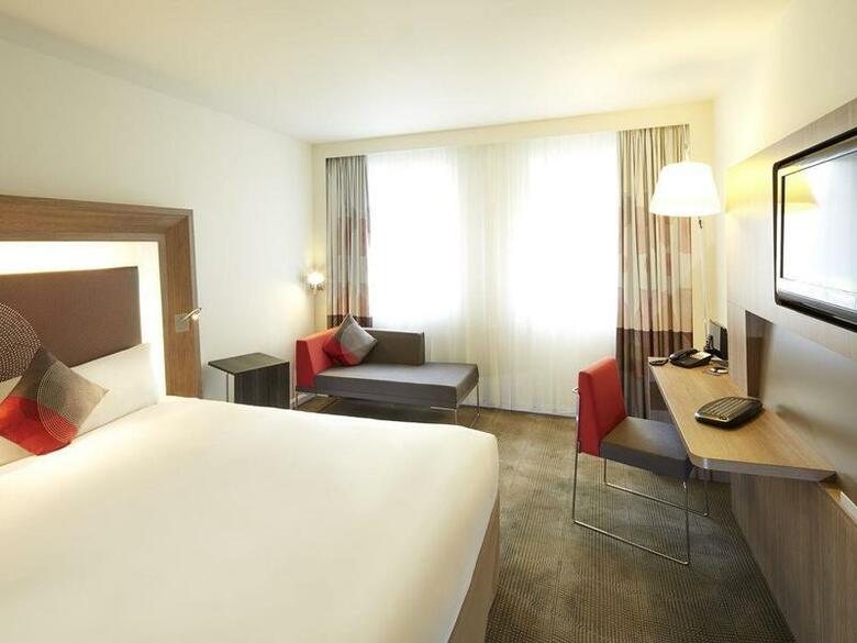 Hotel Novotel Paris Pont De S�vres