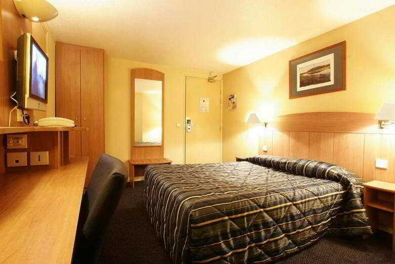 Hotel Kyriad Villeneuve La Garenne