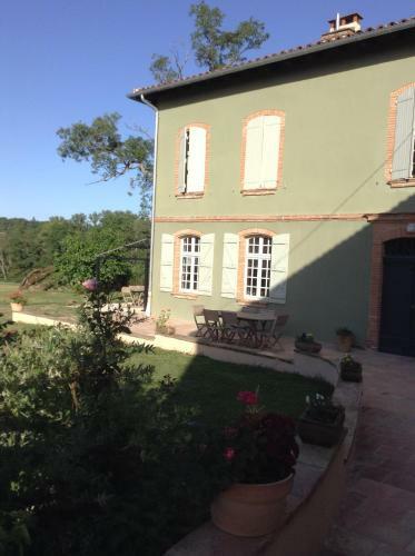 Bed & Breakfast Domaine De Belcayre