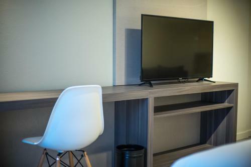 Hotel Olmos Suites