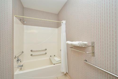 Hotel Quality Inn & Suites Of Liberty Lake