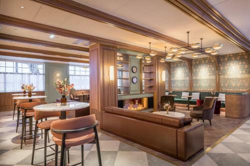 Canfranc Estaci�n, A Royal Hideaway Hotel
