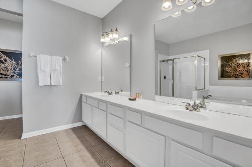 Apartamento 4816 Cayview Ave #306