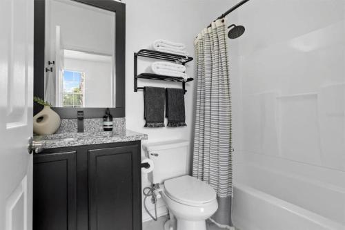 Comfy 3 Bedroom W Pool Near Disney World