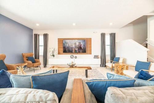 Villa 11br Oasis With Private Pool, Cinema, Game Room!