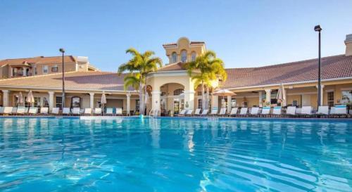 Apartment At Vista Cay Resort