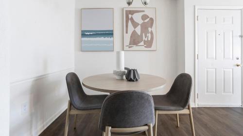 Modern Apartment In Prime Location Id9246x31