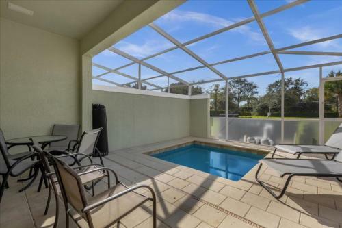 4 Bedrooms- 3 Bathrooms- Serenity 1521 Rc