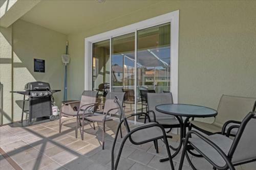 4 Bedrooms- 3 Bathrooms- Serenity 1521 Rc