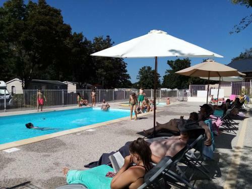 Camping De Bourbon-lancy