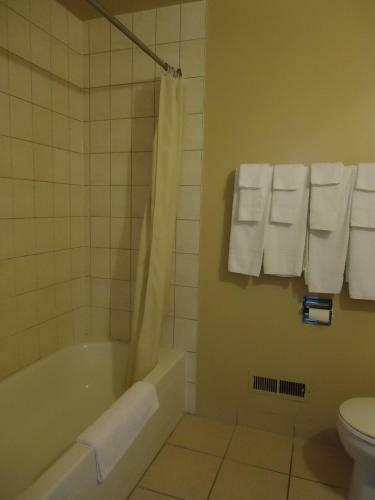 Motel Kingsway Inn