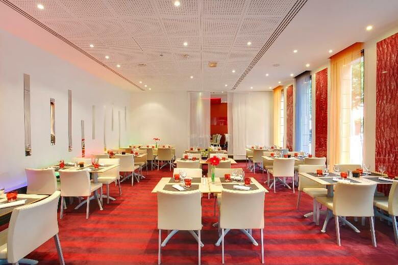 Hotel Novotel Paris Gare Montparnasse