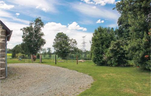 Holiday Home Villamee Le Champ Marie