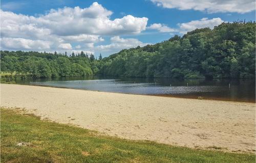 Holiday Home Villamee Le Champ Marie