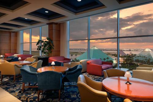 Moody Gardens Hotel Spa And Convention Center