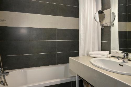 Hotel Logis Ariane