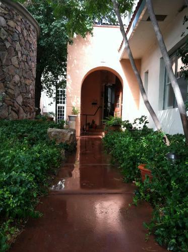 Posada Lundeen Inn Of The Arts