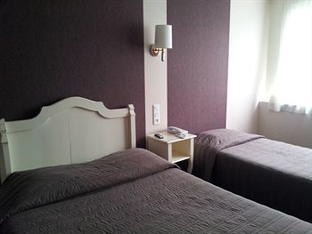 Hotel H�tel Des Dhuits