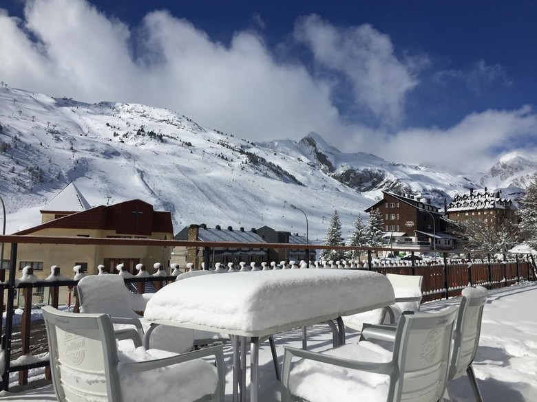 Hotel Edelweiss Candanchu