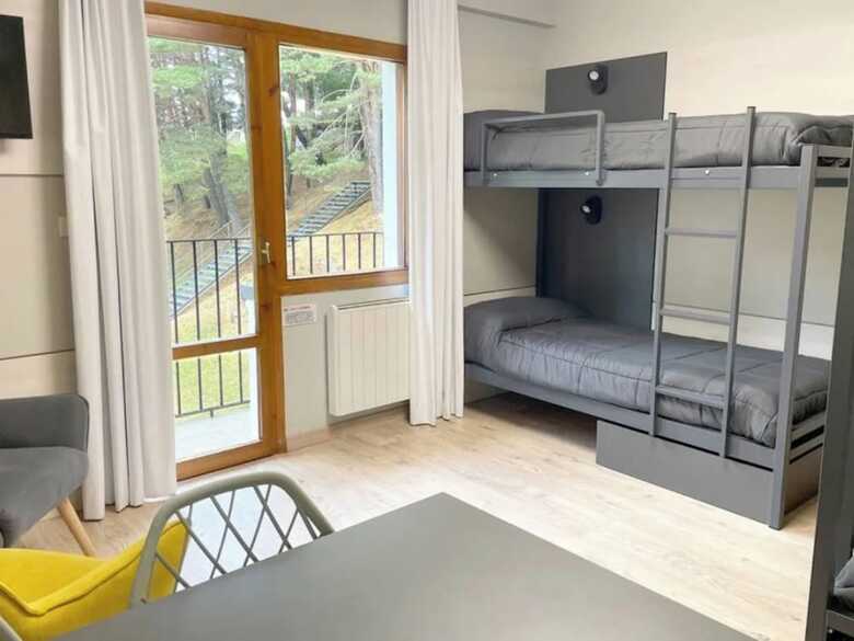 Aparthotel Midi 3000