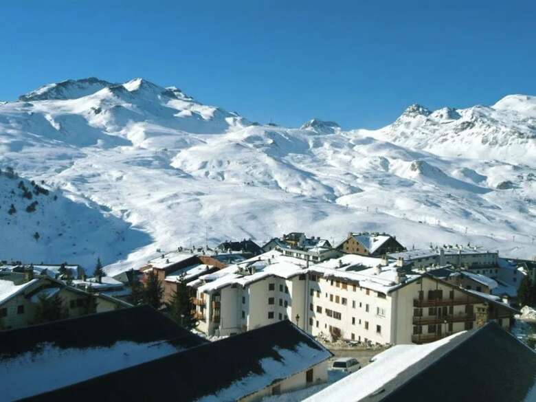 Aparthotel Midi 3000