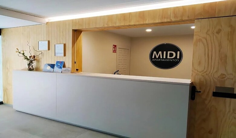 Aparthotel Midi 3000