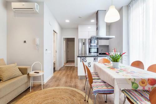 Apartamento Piso En La Playa, Wifi Gratis Y AC