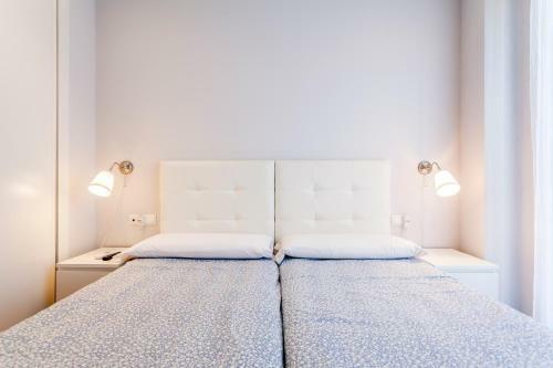 Apartamento Piso En La Playa, Wifi Gratis Y AC