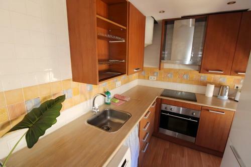 C�modo Apartamento En La Plaza Del Negrit