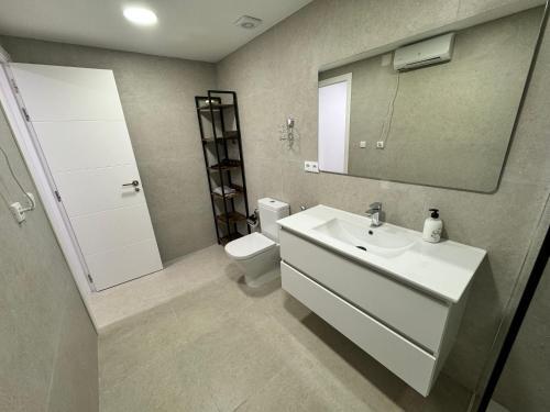 Apartamento Piso Nuevo Al Lado Del Mar