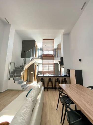 Apartamento Werentvlc - Amazing Duplex Loft 2 Bdrm