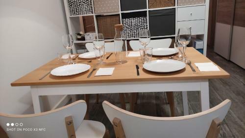 Apartmentsuitespain Playa - Universidades