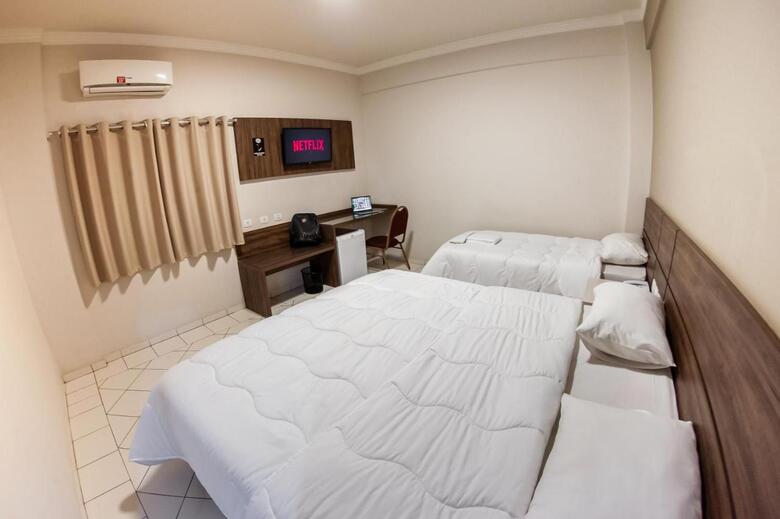 London Hotel
