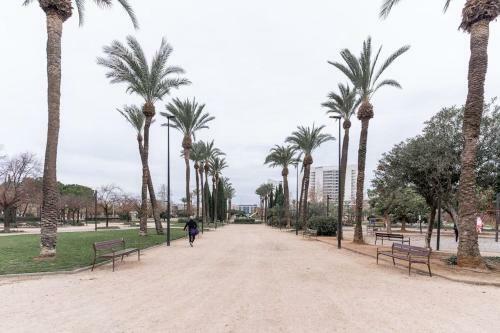 Apartamento Torrent Terrace Haven: Bbq & City Access