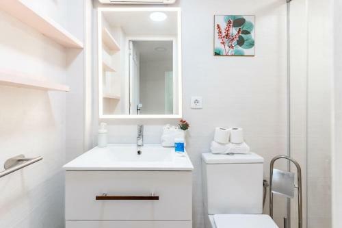 Apartamento Torrent Terrace Haven: Bbq & City Access