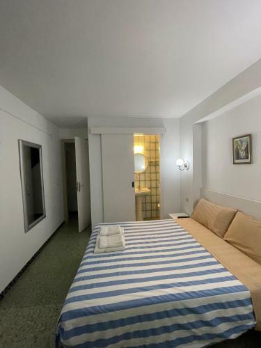 P&r Hostals Maria Rosa