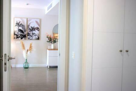 Shr039 2 Bedroom Apartment Al Duna Beach II