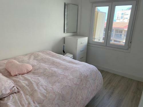 Apartment To 100m Of The Beach