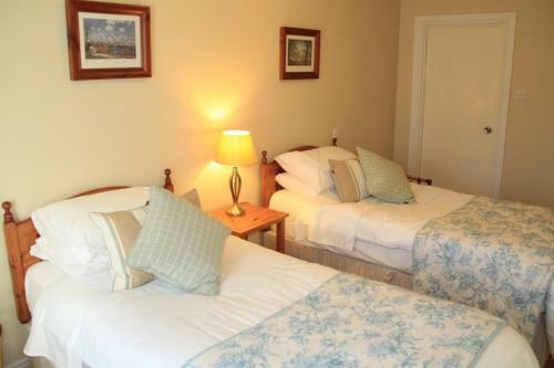 Lake House Hotel