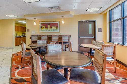 Hotel Econo Lodge Inn & Suites Fairgrounds
