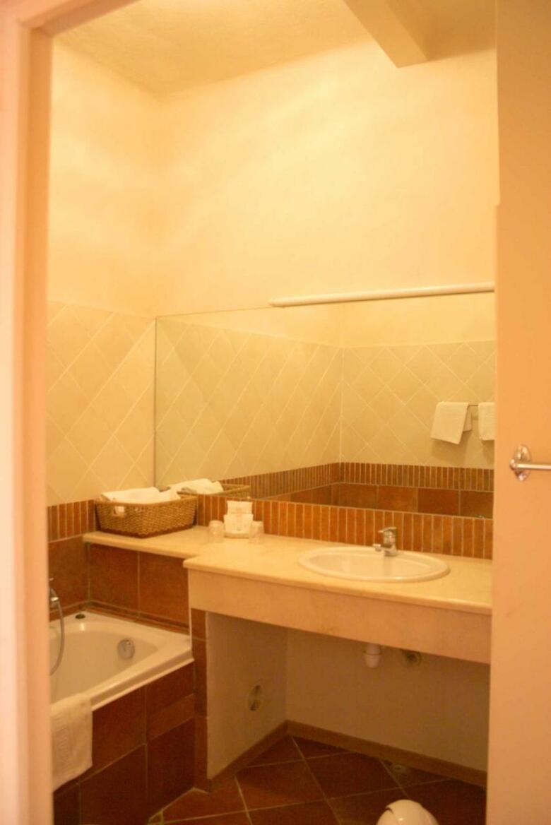 Hotel H�tel De La Corniche